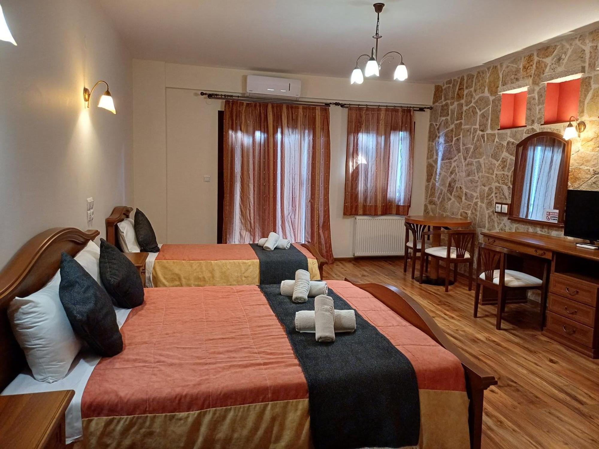 Hotel Agnantio Janina Zewnętrze zdjęcie